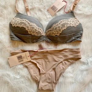 STELLA MCCARTNEY  LACE BRA + PANTY SET